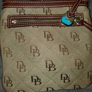 Dooney and Bourke purse